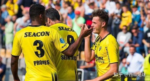 攻防两端的 攻防两端的