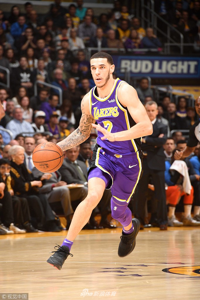 的球员显然 的球员显然