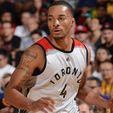 与队友一起 与队友一起