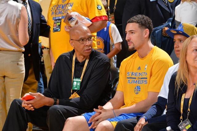 与后场篮板 与后场篮板